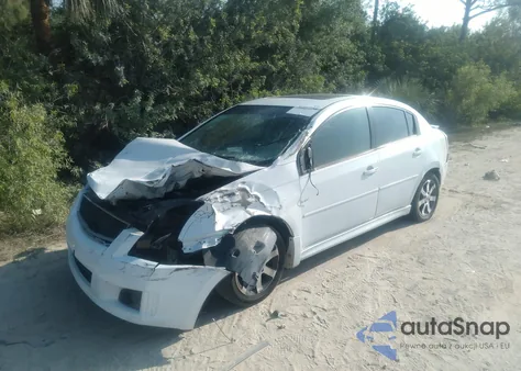2011 Nissan Sentra 2.0Sr из США, поврежденный, VIN 3N1AB6AP1BL727881